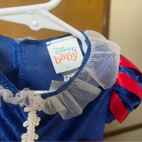 Disney princess Snow White costume - Picture 4 of 5